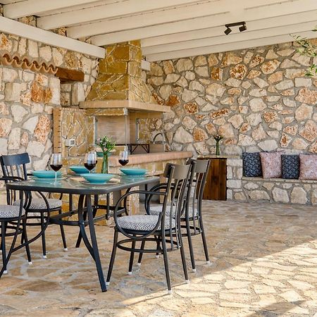 Astarte Villas - Astra Private Villas With Pool Vasilikos  Bagian luar foto