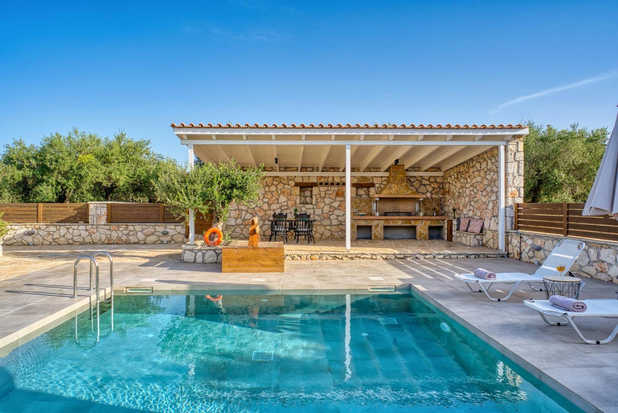 Astarte Villas - Astra Private Villas With Pool Vasilikos  Bagian luar foto